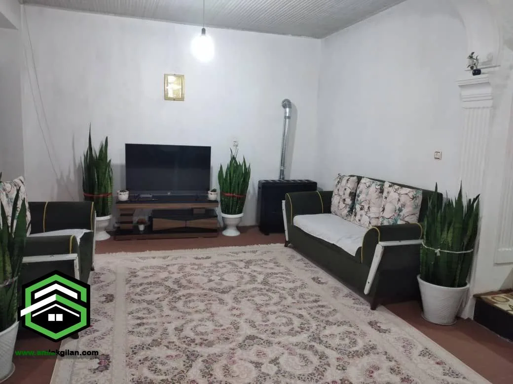 ویلا فروشی گیلان شمال شهرستان لنگرود 886 متری _ کد 31339