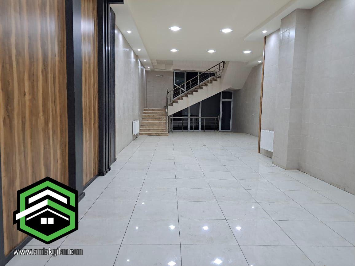 مغازه نوساز لاهیجان 350 متری_ کد 104